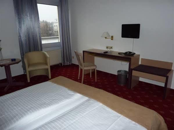Hotel Novostar Göttingen Exterior foto